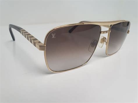 occhiali da sole louis vuitton american|Attitude Sunglasses S00 .